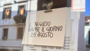 Treviso, bar e negozi chiusi a turno: «Così la città non si svuota»