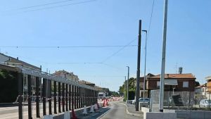 Padova, rimessi a nuovo otto tram: «Dureranno vent’anni»