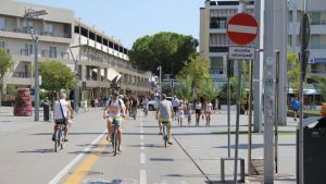 In Veneto Ferragosto senza il sold out al mare, crollano le prenotazioni a fine mese