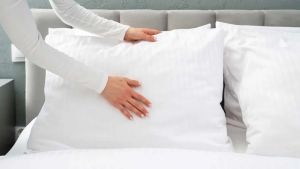 Signs your pillow needs replacing as doctor highlights impact on neck support