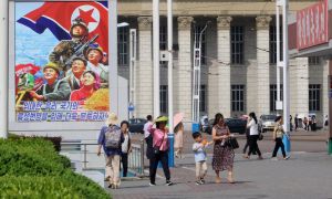 Standardizirane pričeske: Severna Koreja preganja zasebne frizerje in brivce
