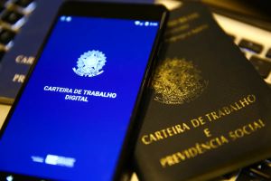 Desemprego em queda, inflação contida: o índice de miséria caminha para a mínima em duas décadas