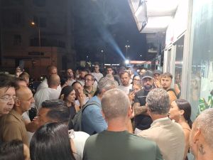 Pozzuoli, 100 persone truffate da presunta agenzia: viaggi pagati e mai prenotati