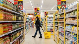 Alimerka volverá a vender productos de Central Lechera Asturiana, un año después de romper relaciones