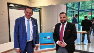 Fremdenfeindliche Videos und undurchsichtige Vergangenheit: Er ist der Kopf der AfD Konstanz