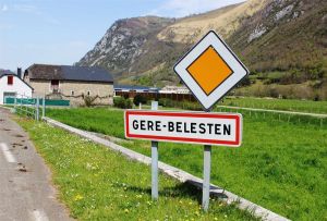« Moi, je ne l’ai pas raté » : un homme de 35 ans condamné pour avoir démoli un voisin de 59 ans dans un camping de la vallée d’Ossau