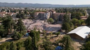 La demolizione dell’ex ospedale Civile di Gorizia finirà tra un mese