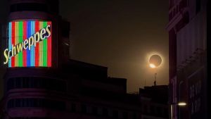 Y dale con el eclipse