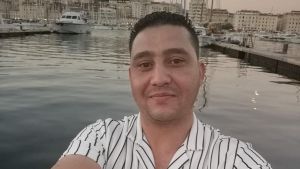 Mouchine Ettabouti in coma, il fratello alza la voce: “Vogliamo il suo cellulare e le videoregistrazioni del centro per il rimpatrio”