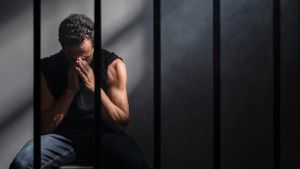 Arrestato a sorpresa dopo 10 anni: nessuno lo cercò all’indirizzo noto, ora il giudice dispone la carcerazione