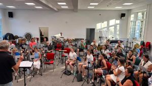 Zehn neue Stücke und einige Überraschungen beim Wunschkonzert der Stadtmusik