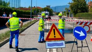 Si rompe la conduttura: pomeriggio senza acqua per un migliaio di famiglie a Porcia