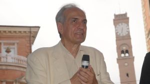 Il sindaco Gian Luca Zattini: “Polizia Locale, nuovi agenti. Auto in piazza: la risposta è no. Ho voluto io l’Asp Zangheri”