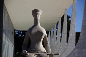 A Toga desalmada, ou o mercenarismo de toga