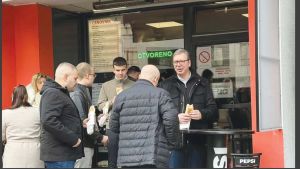 Vučićevi najavljeni skupovi u Novom Sadu i Užicu biće suočavanje sa stvarnošću: Politički kraj SNS je blizu