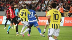 İsmail Kartal yanlış hesap yaptı: Fenerbahçe'nin sahadaki nefesi kısaldı 15 Ağustos 2026