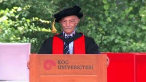 Bir cenaze, iki kadın ve iki ölüm ilanı