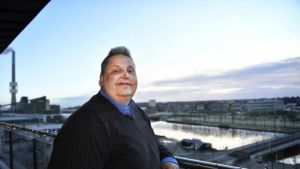 Ven gennem 42 år mindes Bo Vestergaard: - Vi grinede så meget, at lærerne blev i...