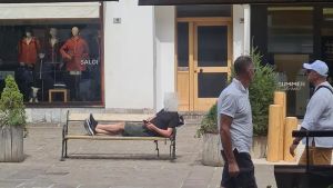 Ordinanza anti cafoni, a Cortina partenza soft: «Prima avvisiamo, poi le multe»