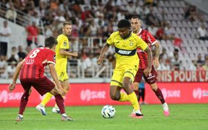 Foot – Ligue 2 : un coaching gagnant et un grand Maubleu, le Pau FC lance sa saison à Dijon