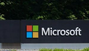 Microsoft to retire SMS login as AI phishing surges