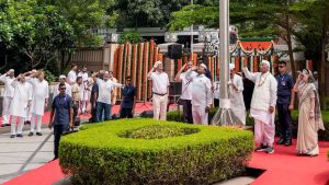 ‘Sonia Gandhi does not know Indian Culture’: Bankim Chandra’s kin demands apology over Vande Mataram row