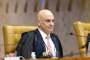 Prerrogativa profissional do jornalista, como a do advogado, não autoriza coparticipação em crimes