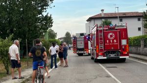 Si ustiona mentre griglia nel suo giardino a Casarsa: grave