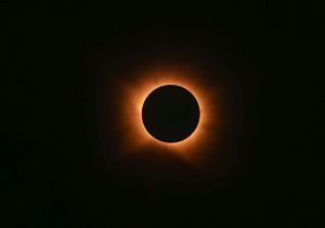 Eclipse y creencias
