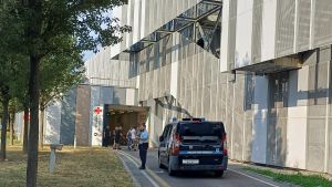 Spari al pronto soccorso dopo la tentata evasione, la Procura: “Si perpetua l’illegalità attorno al carcere”