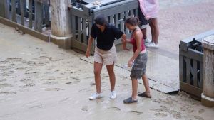 Siena, la pioggia frena il Palio. Tutto rinviato a oggi ma il meteo non rassicura