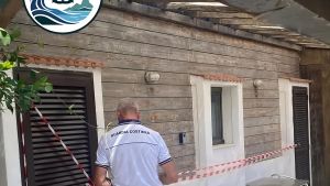 Sequestrate le camere abusive