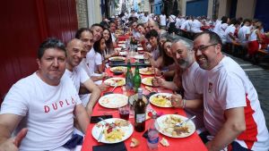 Almuerzos en la calle en fiestas de Tudela