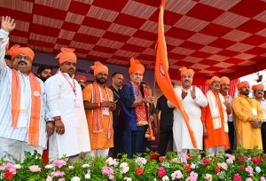 LG Sinha Flags Off Budha Amarnath Ji Yatra, Prays For Safe And Spiritually Fulfilling Pilgrimage