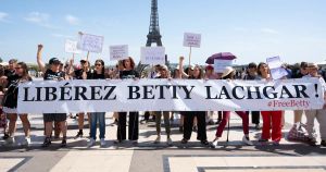 Que Ibtissame Lachgar puisse enfin quitter sa cellule et recevoir des soins, par Leïla Slimani