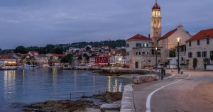 Nijemac koji već 18 godina dolazi na Brač: 'Nije da nemamo novca – imamo ga, ali više vam to ne želimo plaćati'