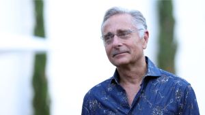 Paolo Bonolis, l’ultimo uomo analogico. Una chiacchierata