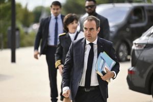 « L’artillerie lourde » sur un tas de cendres : en Gironde, les mesures de Lecornu peinent à convaincre