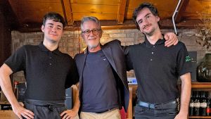 Burlagiò, 50 anni sul Naviglio Pavese fra trippa e cassoeula: “Fedeli alla nostra identità milanese”