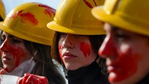 Quando il lavoro distrugge vite: ogni giorno 110 denunce a Milano, un morto ogni 60 ore in Lombardia