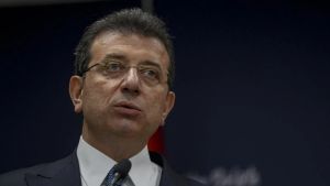 Dışarıdan güç alanlar, devlet iktidarını hedef alanlar “iç tehdit” olur. Şimdi “ikame yapı” kurdular. Yeni bir “kalkışma” olacaktır. Ekrem için ellerini ovuşturan “AK Partililer” yine umutlandı. Ürkek, silik, sinsi tavırlar…