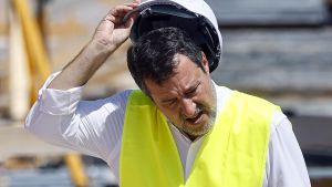 L’uscita di sicurezza di Salvini