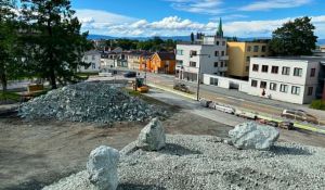 Bør bygge finere enn trist lavpris-bygg på en av byens viktigste tomter