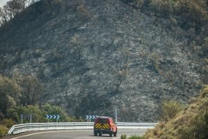 « On est venus presque plus en voisins qu’en pompiers » : l’entraide pour venir à bout de l’incendie monstre qui ravage l’Aragon