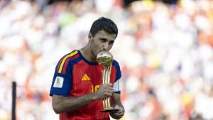 El Barça se compra mucho más que un Balón de Oro