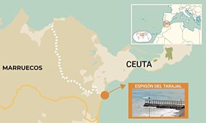 César Valdeolmillos Alonso: «Ceuta. La ciudad desnuda»