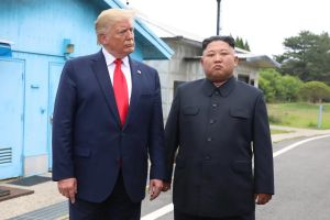 Het is nu definitiever dan ooit: Trump papt het liefst aan met dictatoren