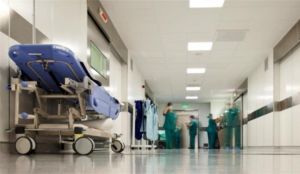 DA LI VAM ZDRAVSTVENO OSIGURANJE STVARNO POKRIVA HITNE SLUČAJEVE? Iz Fonda objasnili ko ima pravo na besplatan pregled, a ko mora platiti