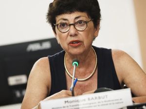 Monique Barbut, la ministre qui encense Mélenchon