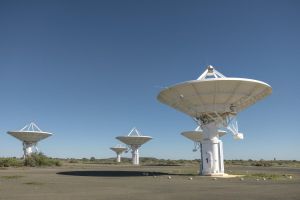 Les radiotélescopes aident les scientifiques à cartographier les molécules dans l'espace et à découvrir où et comment se forment les étoiles